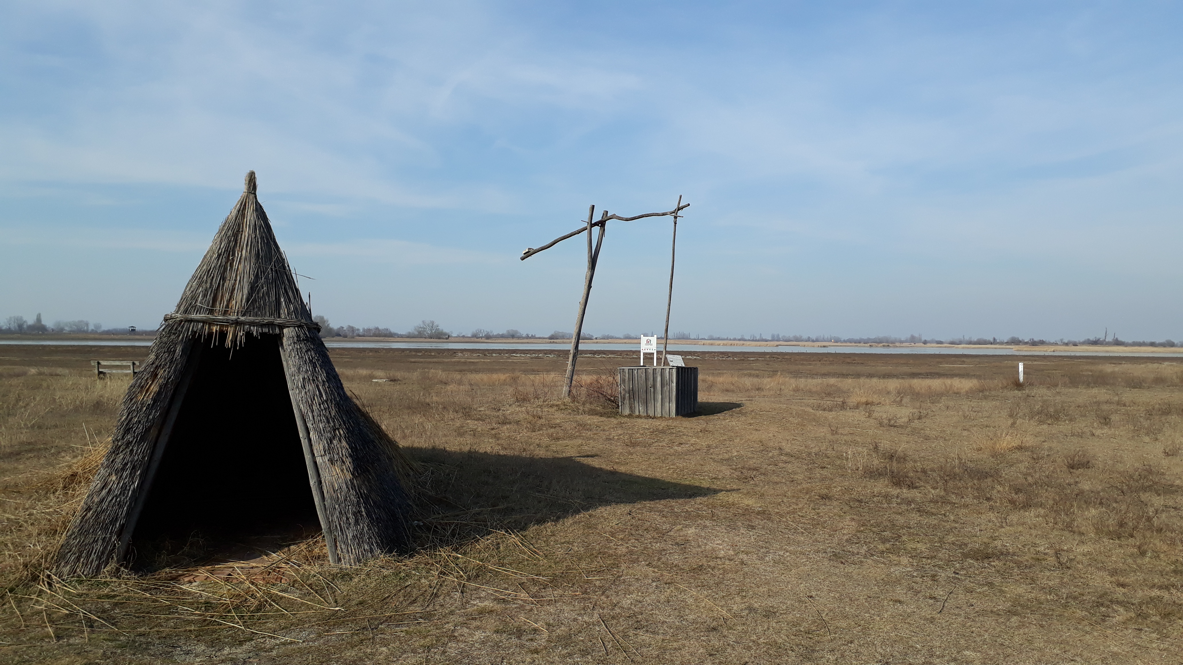 Dieses Bild hat ein leeres alt-Attribut; sein Dateiname ist 2020-14-illmitzer-zicksee.jpg.