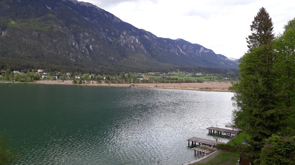 Dieses Bild hat ein leeres alt-Attribut; sein Dateiname ist 2020-39-pressegger-see.jpg.